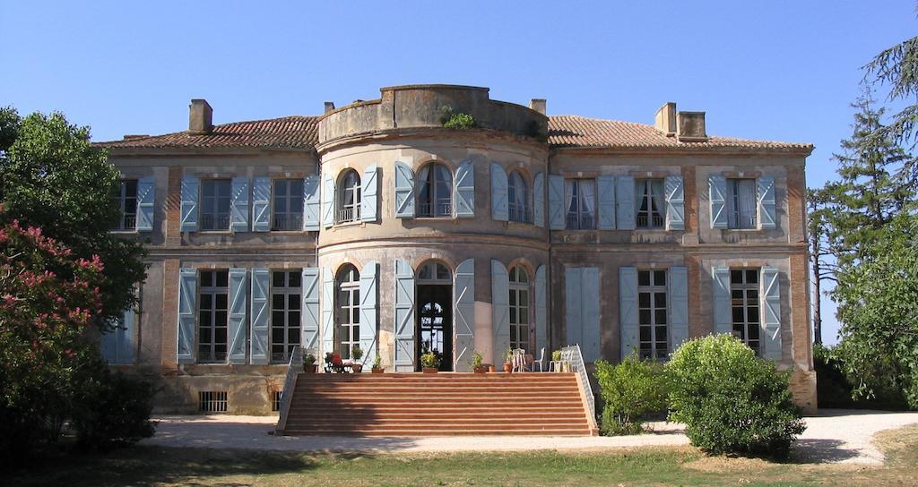 Chateau De Clermont-Saves Acomodação com café da manhã LʼIsle-Jourdain Exterior foto