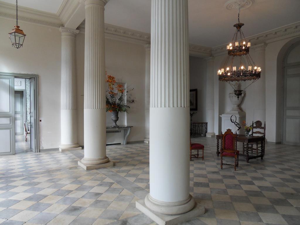 Chateau De Clermont-Saves Acomodação com café da manhã LʼIsle-Jourdain Exterior foto